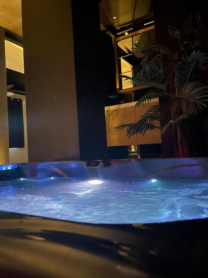 La Suite Grenoble Spa Jacuzzi Et Sauna Privatif 외부 사진